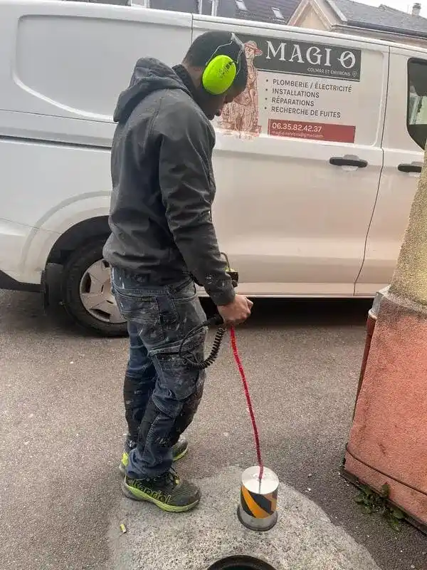 Technicien MAGI O en détection de fuite à Colmar